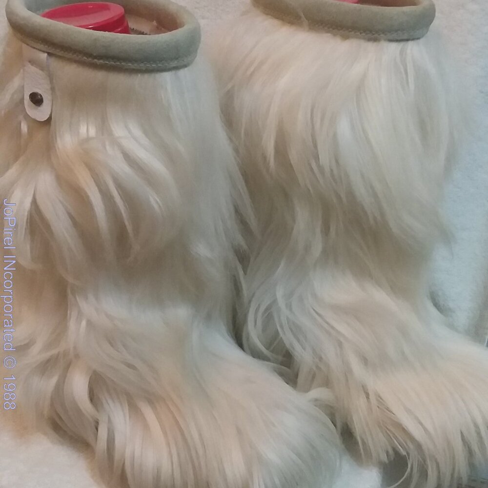 007 Bond Girl Snowman Winter Shag Boots White